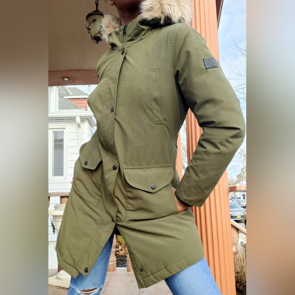 Lauren Ralph Lauren Women's Green Faux Fur Trim HoodedDown Parka Jacket